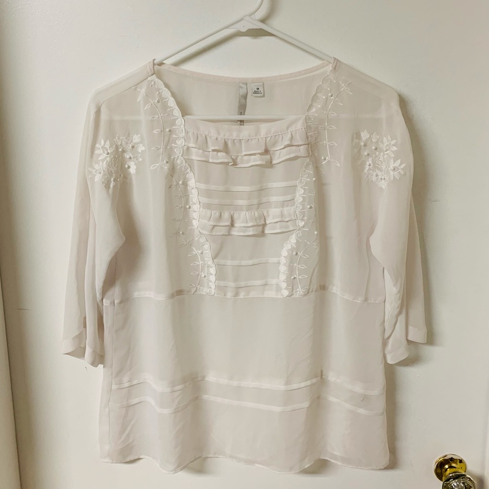 New 🌟 Lauren Conrad Detailed 3/4 Sleeve Blouse